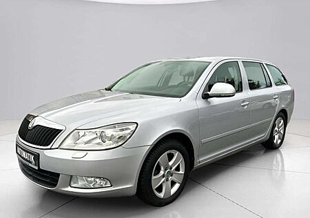 Skoda Octavia Elegance*Automatik*1.Hand*Behindertengerecht*SHZ