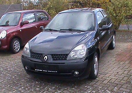 Renault Clio 1.2 16 V RT