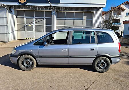 Opel Zafira 2.2 DTI Comfort