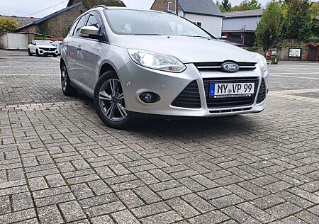Ford Focus Turnier 1.0 EcoBoost Start-Stopp-System SYNC Editi