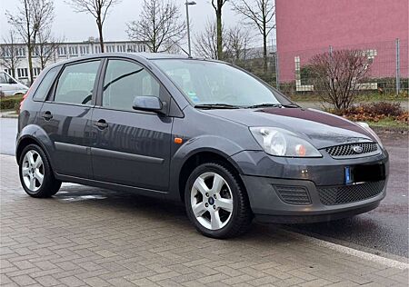 Ford Fiesta Fun 1.4 Benzin AUTOMATIK 1.HAND Klima