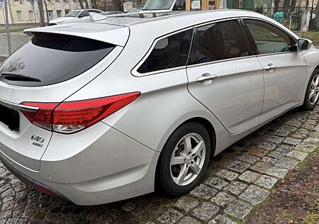 Hyundai i40 i40cw 1.7 CRDi Automatik Premium AHK