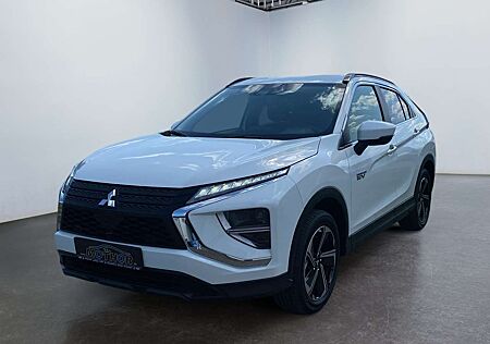 Mitsubishi Eclipse Cross BASIS 2.4 PHEV TEMP SHZ KAM