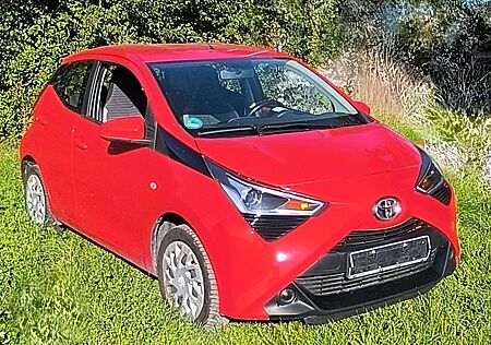 Toyota Aygo x