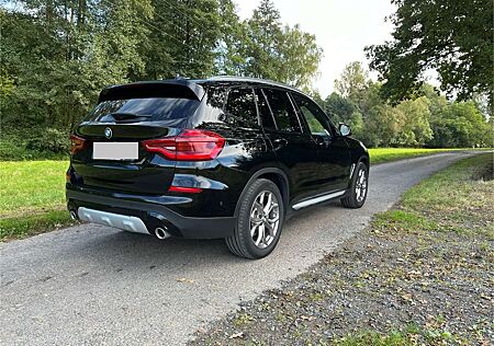 BMW X3 xDrive20d Aut. xLine TÜV Service neu AHK HUD