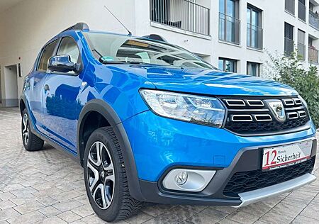 Dacia Sandero II Stepway Celebration, LED, NAVI