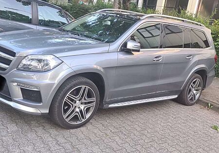 Mercedes-Benz GL 350 BlueTEC 4Matic 7G-TRONIC