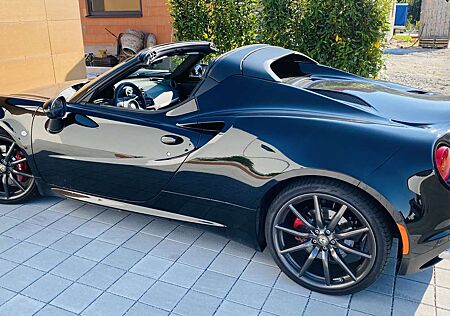 Alfa Romeo 4C 1750 TBi