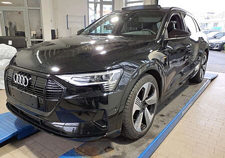 Audi e-tron 55 Q ADVANCED/ALL-BLACK/21Z./ACC/PANO/KAM