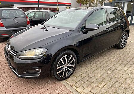 VW Golf Volkswagen 7/1.4/Highline BMT/1.Hand/Scheckheft/LED/Kamera