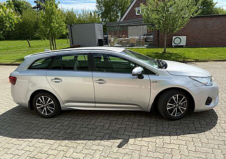 Toyota Avensis Touring Sports 1.6 D-4D Comfort