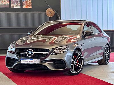 Mercedes-Benz E 63 AMG E 63S 1Hand Burmester Pano Sportabgas Distronic
