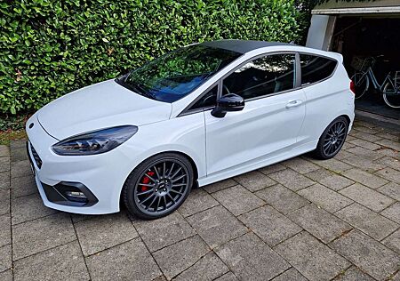 Ford Fiesta 1.5 EcoBoost S&S mit Leder Exklusive Paket