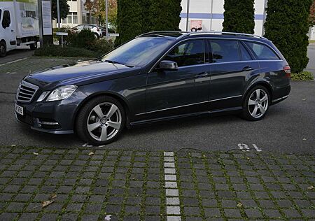 Mercedes-Benz E 220 T CDI 7G-TRONIC Avantgarde