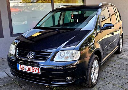 VW Touran Volkswagen Highline 7-SITZER SHZ KLIMAA. TÜV 11/2026