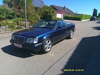 Mercedes-Benz E 200 E-Klasse 124 CABRIO AUTOMATIK-LEDER