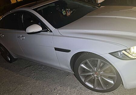 Jaguar XF 20d AWD Aut. Prestige