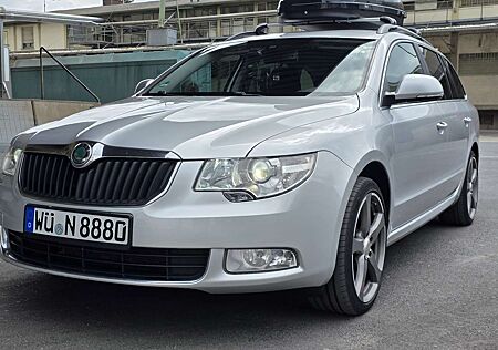 Skoda Superb Combi 2.0 TDI DSG Active