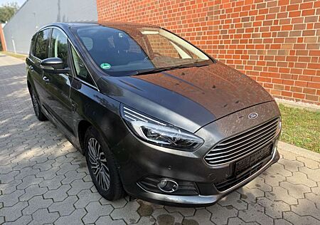 Ford S-Max Titanium 2.0TDI-AUTO-LED-AHK-KEYLESS-GRA