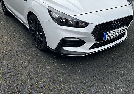 Hyundai i30 1.6 CRDI DCT N-Line mit Garantie Anhängerkupplung