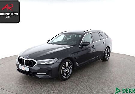 BMW 530 e T PANO,HEADUP,KEYLESS,ACC,KAMERA,TOTWINKEL