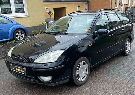 Ford Focus Turnier Ghia*AHK*TÜV NEU*GARANTIE*