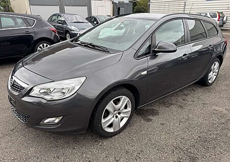 Opel Astra Design Edition TÜV Neue. 8 Fach-Bereift