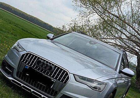 Audi A6 Allroad quattro 3.0 TDI S tronic DPF