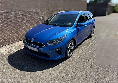 Kia XCeed Ceed SW / cee'd SW Ceed SW Diesel 1.6 CRDi Spirit