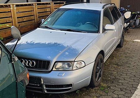 Audi S4 Avant 2.7 quattro