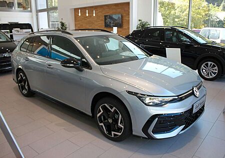 VW Golf Volkswagen VIII Variant 2.0 TDI R-Line DSG
