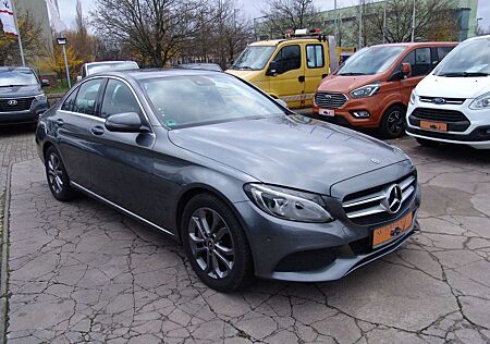 Mercedes-Benz C 250 CGI 9G Tronic Avantgarde-wenig KM/Top Zust