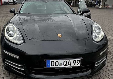Porsche Panamera 4S PDK