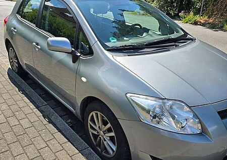 Toyota Auris 5-Türer 1.6 VVT-i Executive