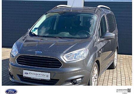 Ford Tourneo Courier Titanium