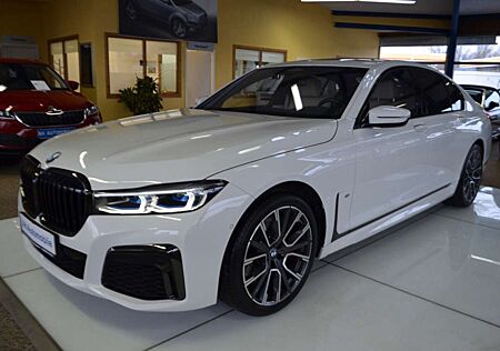 BMW 740 d xDrive M Sport SOFT-CLOSE / XENON / NAVI