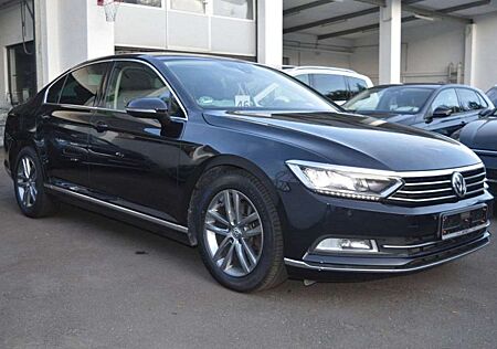 VW Passat Volkswagen Lim. 2.0 TDI NAVI/STHZG/LED/Highline/Leder/R-Line