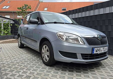 Skoda Fabia 1.2 HTP Navi / Touchscreen Multimedia Radio