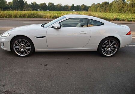 Jaguar XK Coupe / 5.0 V8*3HD*NEUWERTIGER ZUST