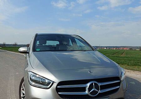 Mercedes-Benz B 180 B-Klasse 7G-DCT Edition 2020