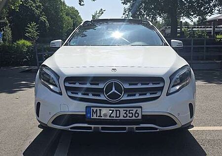 Mercedes-Benz GLA 200 Sport