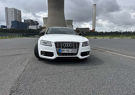 Audi S5 kvadro V8 B8