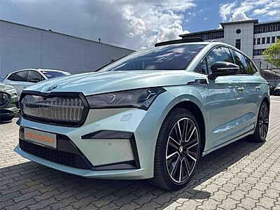 Skoda Enyaq 80 x Founders Edition Suite AHK PANO WP 21