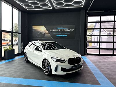 BMW 135 i xDrive+H&K+Panorama+Head-Up+Rückfahrk.
