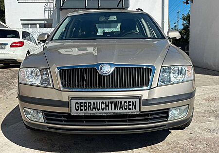 Skoda Octavia Combi Elegance Automatik