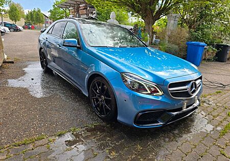 Mercedes-Benz E 500 Facelift E63 Optik Carbon
