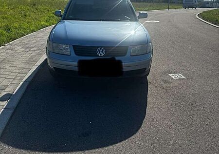 VW Passat Volkswagen 2.8 V6 Syncro Trendline