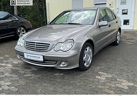 Mercedes-Benz C 200 CDI 2.2L Automatik Classic AHK Sitzheizung Tempo.