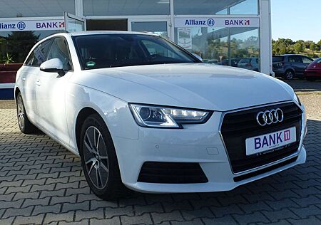 Audi A4 2.0 TDI Automaik /Navi /Xenon /Scheckeft.