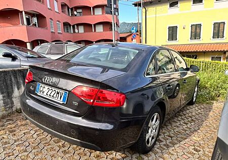 Audi A4 2.0 TDI DPF multitronic Ambition